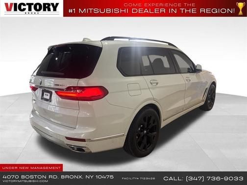 Mineral White Metallic 2022 BMW X7 xDrive40i