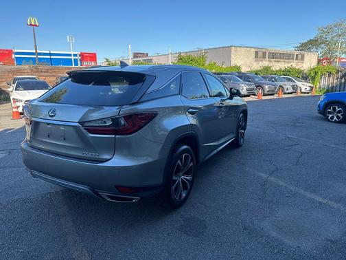 Atomic Silver 2022 Lexus RX 350 Base