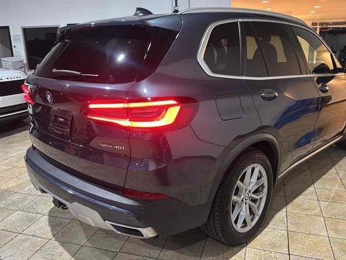 Arctic Gray Metallic 2020 BMW X5 sDrive40i
