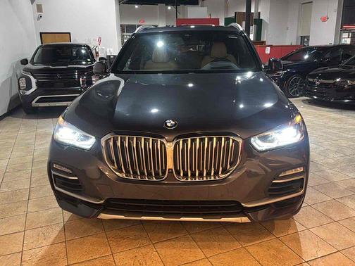Arctic Gray Metallic 2020 BMW X5 sDrive40i