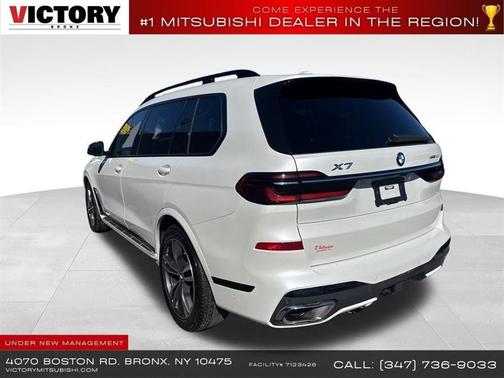 Alpine White 2024 BMW X7 xDrive40i Sports Activity Vehicle