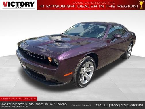 2022 Dodge Challenger SXT