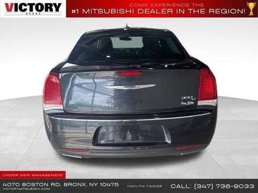 2017 Chrysler 300C Base