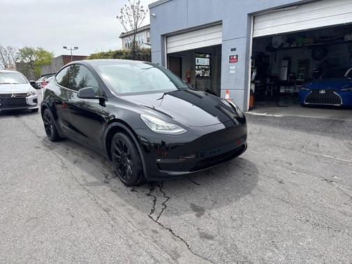 Solid Black 2021 Tesla Model Y Long Range AWD