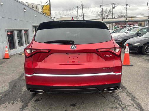 Performance Red Pearl 2023 Acura MDX Technology Package