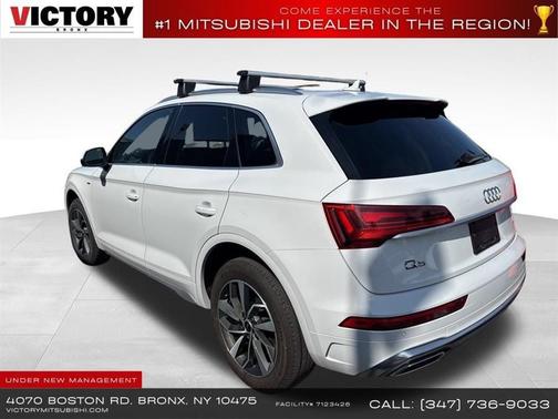 Ibis White 2023 Audi Q5 45 S line Premium Plus