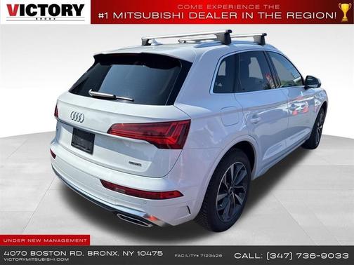 Ibis White 2023 Audi Q5 45 S line Premium Plus