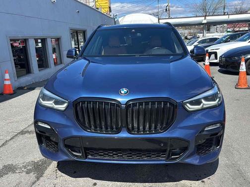 Phytonic Blue Metallic 2021 BMW X5 M50i Sports Activity Vehicle