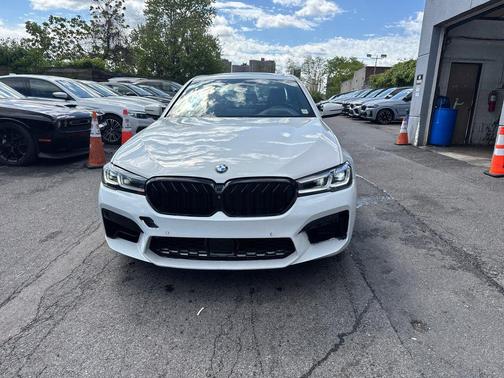 Alpine White 2021 BMW 540 xDrive