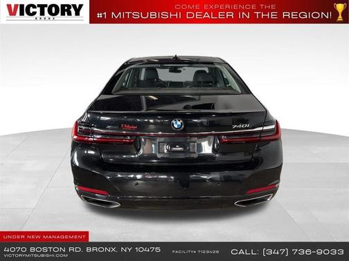 Black Sapphire Metallic 2020 BMW 740 xDrive