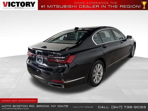 Black Sapphire Metallic 2020 BMW 740 xDrive