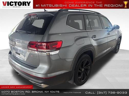 Aurora Red Metallic 2022 Volkswagen Atlas 3.6L SE w/Technology
