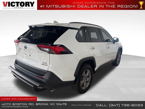 2022 Toyota RAV4 Hybrid XLE