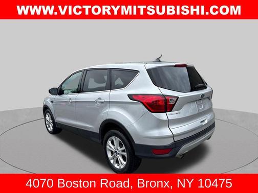 Magnetic Metallic 2019 Ford Escape SE