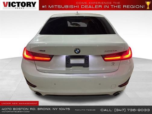 Alpine White 2021 BMW 330e xDrive