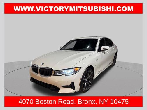 Alpine White 2021 BMW 330e Base