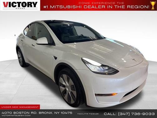 2022 Tesla Model Y Long Range Dual Motor All-Wheel Drive