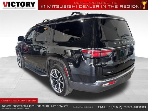 Diamond Black Crystal Pearlcoat 2022 Jeep Wagoneer Series II 4x4