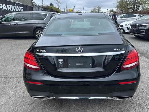 Black 2018 Mercedes-Benz E-Class E 300 4MATIC Sedan