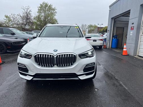 Mineral White Metallic 2020 BMW X5 xDrive40i