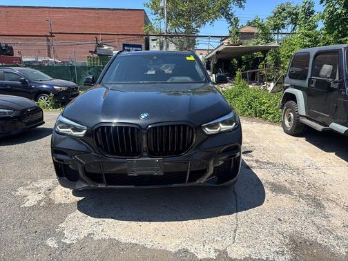 Arctic Grey Metallic 2022 BMW X5 xDrive40i
