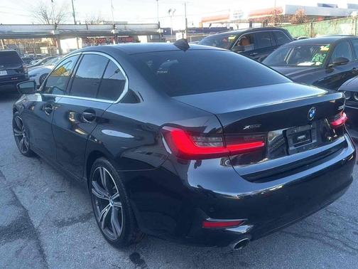 Black Sapphire Metallic 2022 BMW 330 330i xDrive Sedan North America