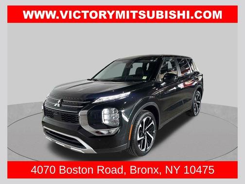 Black Diamond 2024 Mitsubishi Outlander SE S-AWC