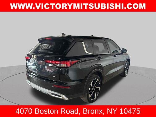 Black Diamond 2024 Mitsubishi Outlander SE S-AWC