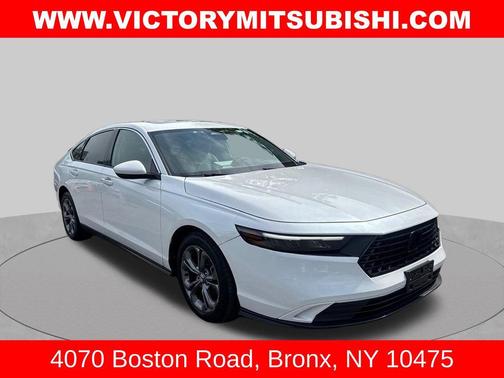 Platinum White Pearl 2024 Honda Accord EX