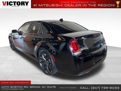 2022 Chrysler 300 S