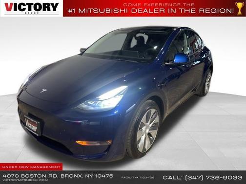 2022 Tesla Model Y Long Range Dual Motor All-Wheel Drive