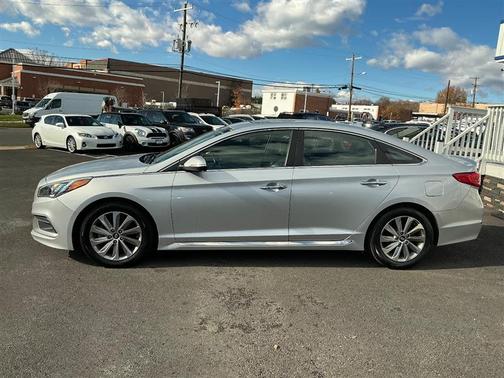 2016 Hyundai SONATA Sport