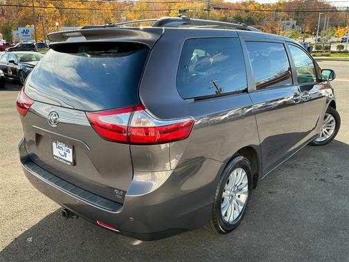 2015 Toyota Sienna XLE Premium