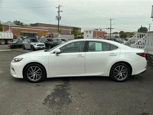 2016 Lexus ES 350 Base