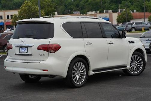 2016 INFINITI QX80 Base