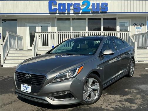 2017 Hyundai SONATA Hybrid Limited