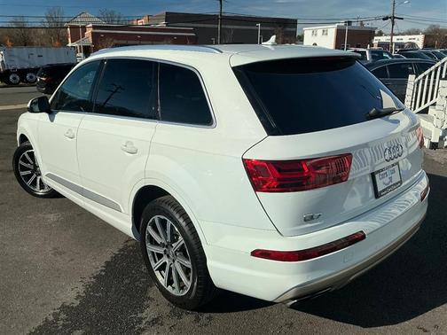 2018 Audi Q7 3.0T Premium Plus