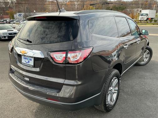 2017 Chevrolet Traverse 2LT