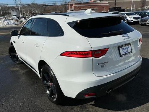 2018 Jaguar F-PACE 25t R-Sport