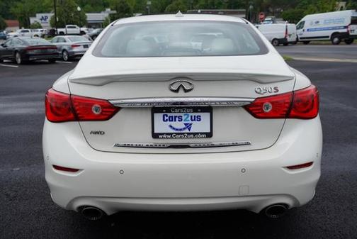 2016 INFINITI Q50 3.0t RED SPORT 400