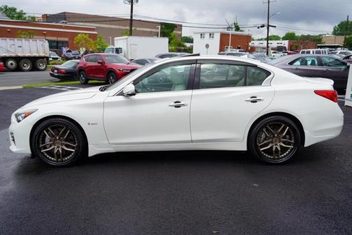 2016 INFINITI Q50 3.0t RED SPORT 400