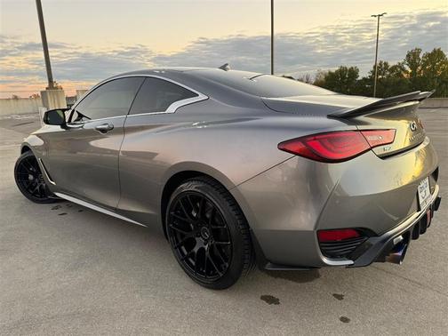 2017 INFINITI Q60 3.0t Sport