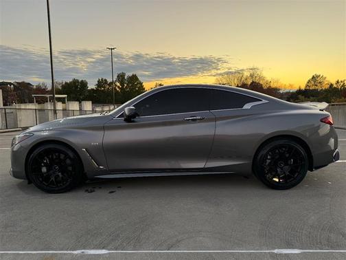 2017 INFINITI Q60 3.0t Sport