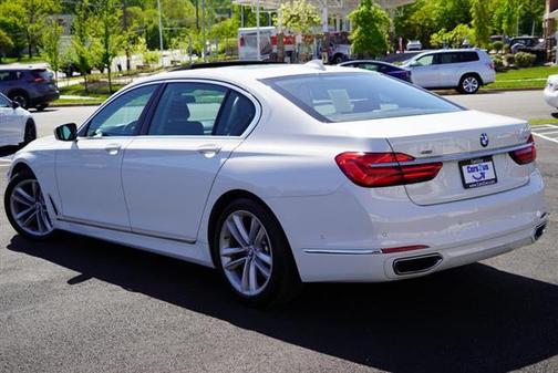 2016 BMW 750 i xDrive