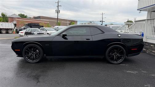 Pitch Black Clearcoat 2016 Dodge Challenger R/T