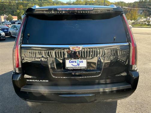 2020 Cadillac Escalade Luxury
