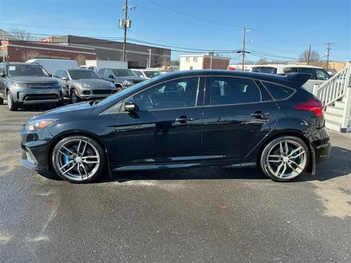 2017 Ford Focus RS Base