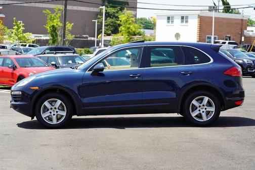 2014 Porsche Cayenne Base