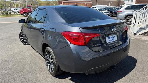 Gray 2018 Toyota Corolla SE