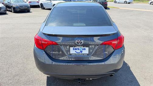 Gray 2018 Toyota Corolla SE